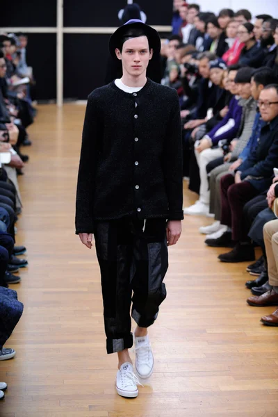 Look 19